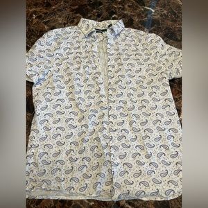Perry Ellis Short Sleeve Button Down